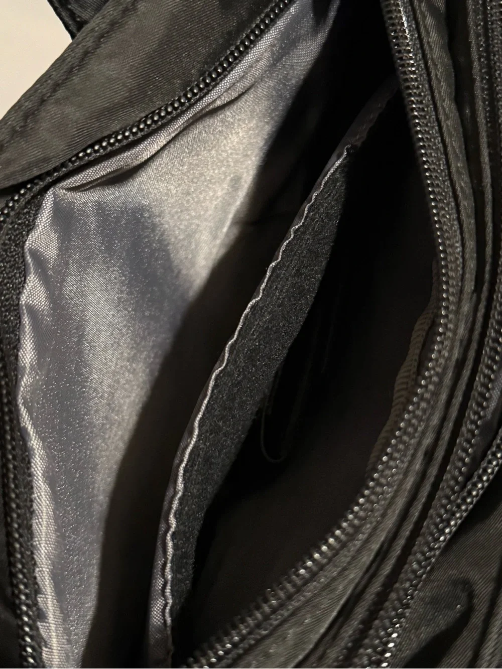 Black Women's Tote Bag with crossbody strap - Concealed Carry Purse NWOT